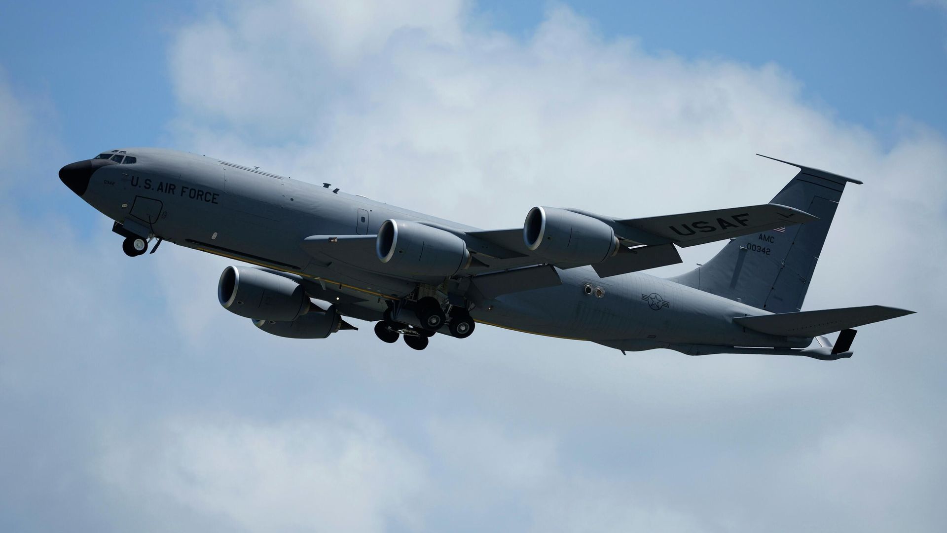 Самолет-заправщик KC-135R Stratotanker Самолет-заправщик KC-135R Stratotanker - РИА Новости, 1920, 13.03.2026