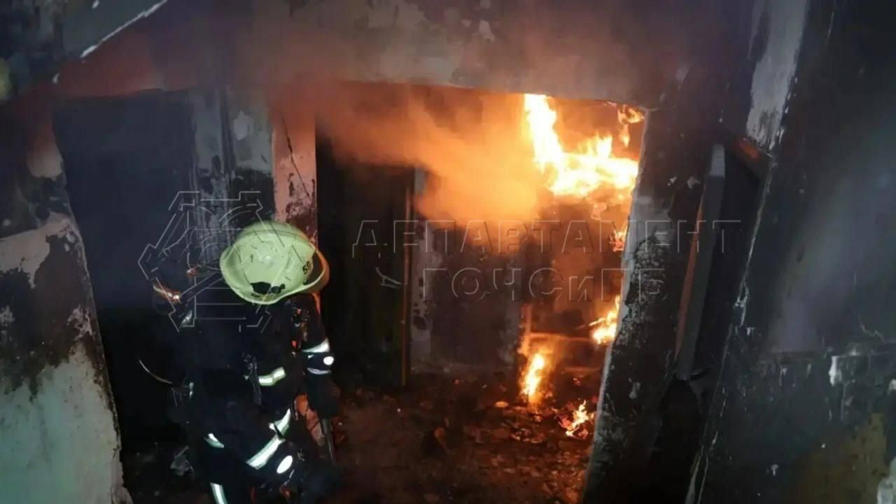 Пожар в частично выселенном жилом доме на улице Инженерная в Москве - РИА Новости, 1920, 14.03.2026