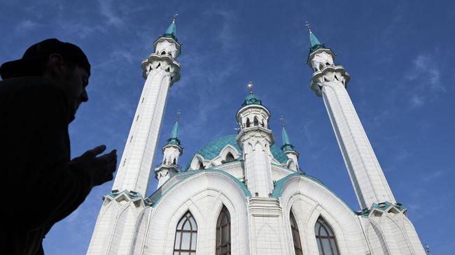Мусульмане отмечают Ураза-байрам Мусульмане отмечают Ураза-байрам