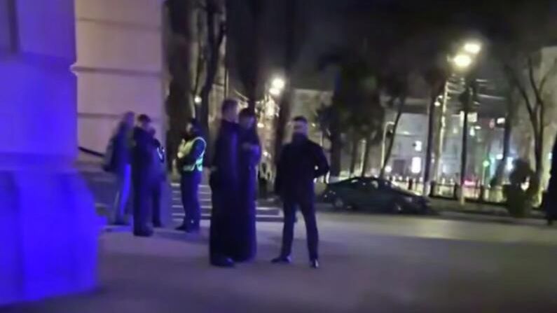 Полиция оцепила Владимирский собор в Киеве Полиция оцепила Владимирский собор в Киеве - РИА Новости, 1920, 21.03.2026