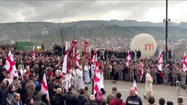 Траурное шествие в Тбилиси