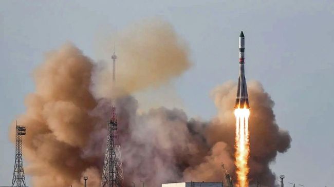 Запуск РН Союз-2.1а с грузовым кораблем Прогресс МС-33 с космодрома Байконур