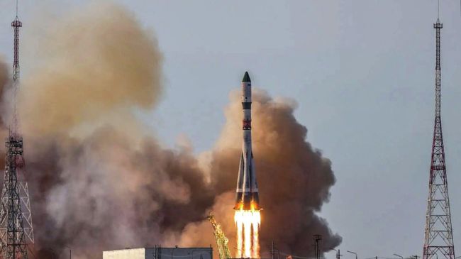 Запуск РН Союз-2.1а с грузовым кораблем Прогресс МС-33 с космодрома Байконур