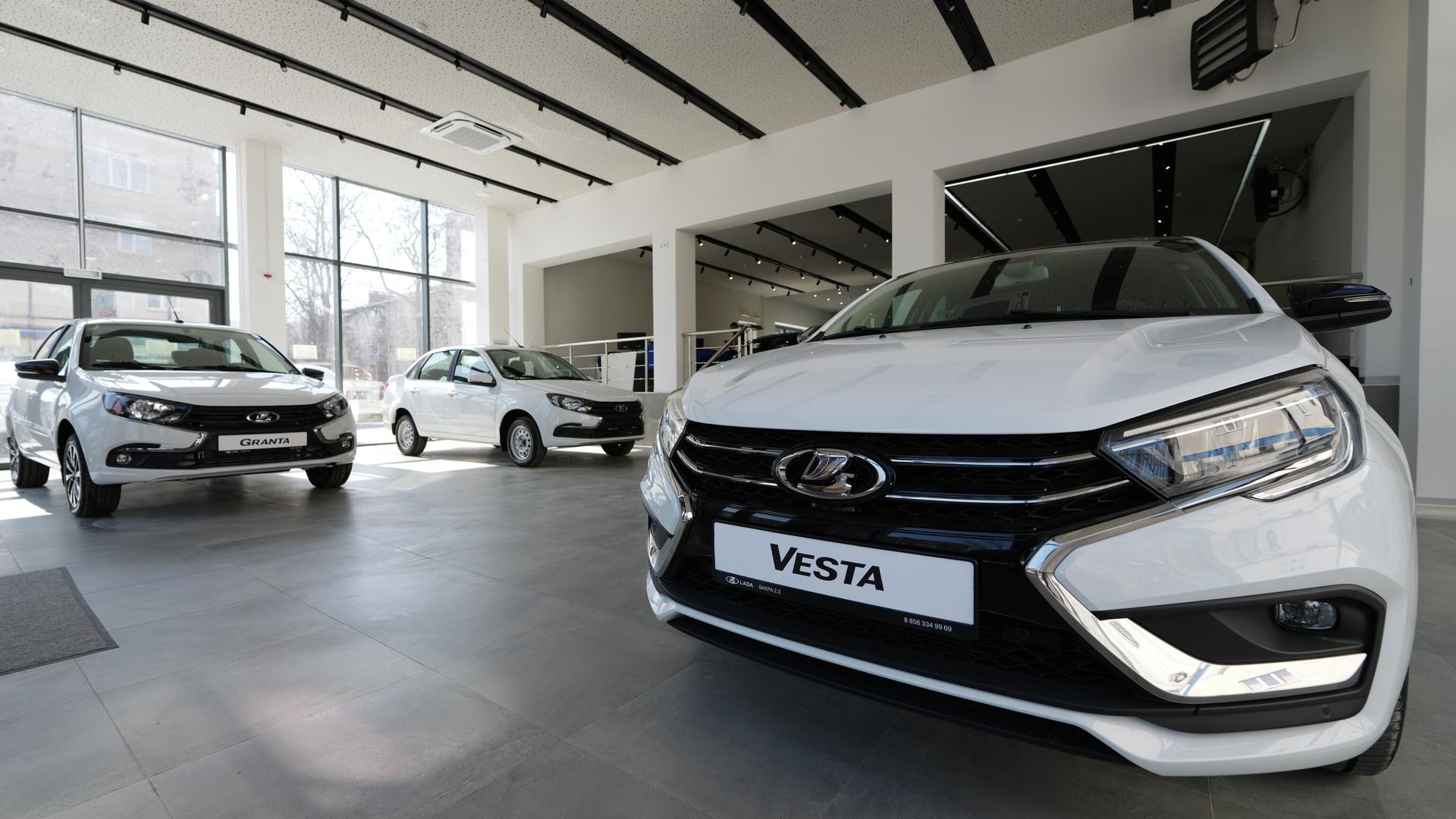 Продажа автомобилей Lada Продажа автомобилей Lada - РИА Новости, 1920, 02.04.2026