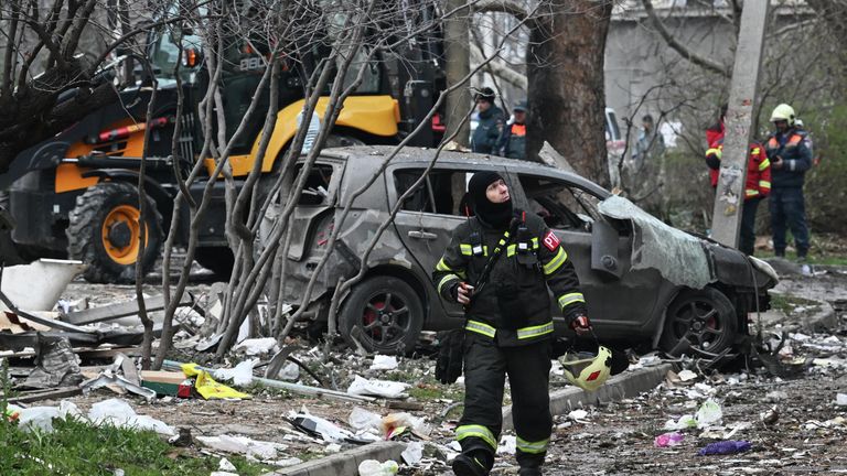 Последствия взрыва в жилом доме в Севастополе Последствия взрыва в жилом доме в Севастополе