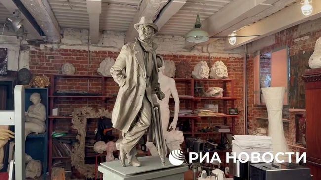 Макет памятника народному артисту РФ Станиславу Говорухину