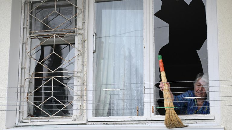Последствия взрыва в жилом доме в Севастополе Последствия взрыва в жилом доме в Севастополе