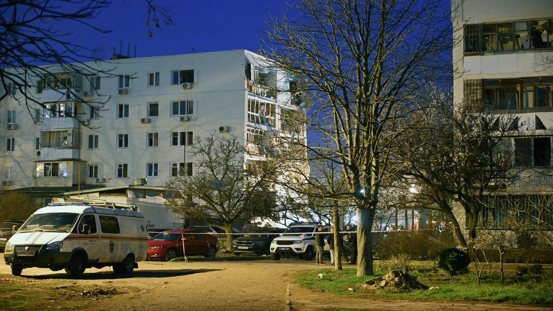 Последствия взрыва в жилом доме в Севастополе. 24 марта 2026 Последствия взрыва в жилом доме в Севастополе. 24 марта 2026 - РИА Новости, 1920, 24.03.2026