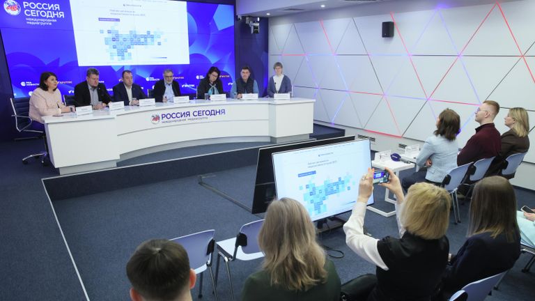 Круглый стол в формате Москва — Саратов на тему: Российские университеты в публичном информационном пространстве: итоги 2025 года Круглый стол в формате Москва — Саратов на тему: Российские университеты в публичном информационном пространстве: итоги 2025 года