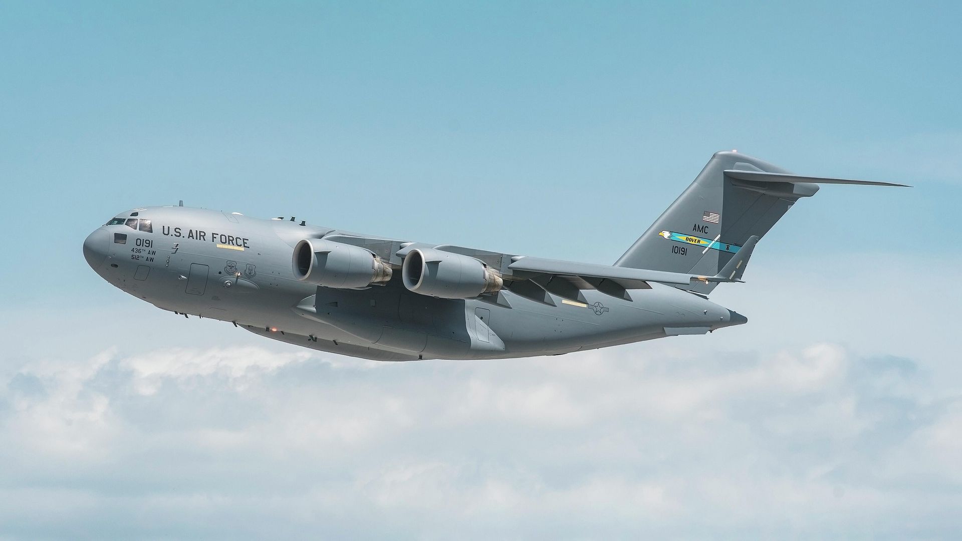 Военно-транспортный самолет C-17A Globemaster III ВВС США Военно-транспортный самолет C-17A Globemaster III ВВС США - РИА Новости, 1920, 26.03.2026