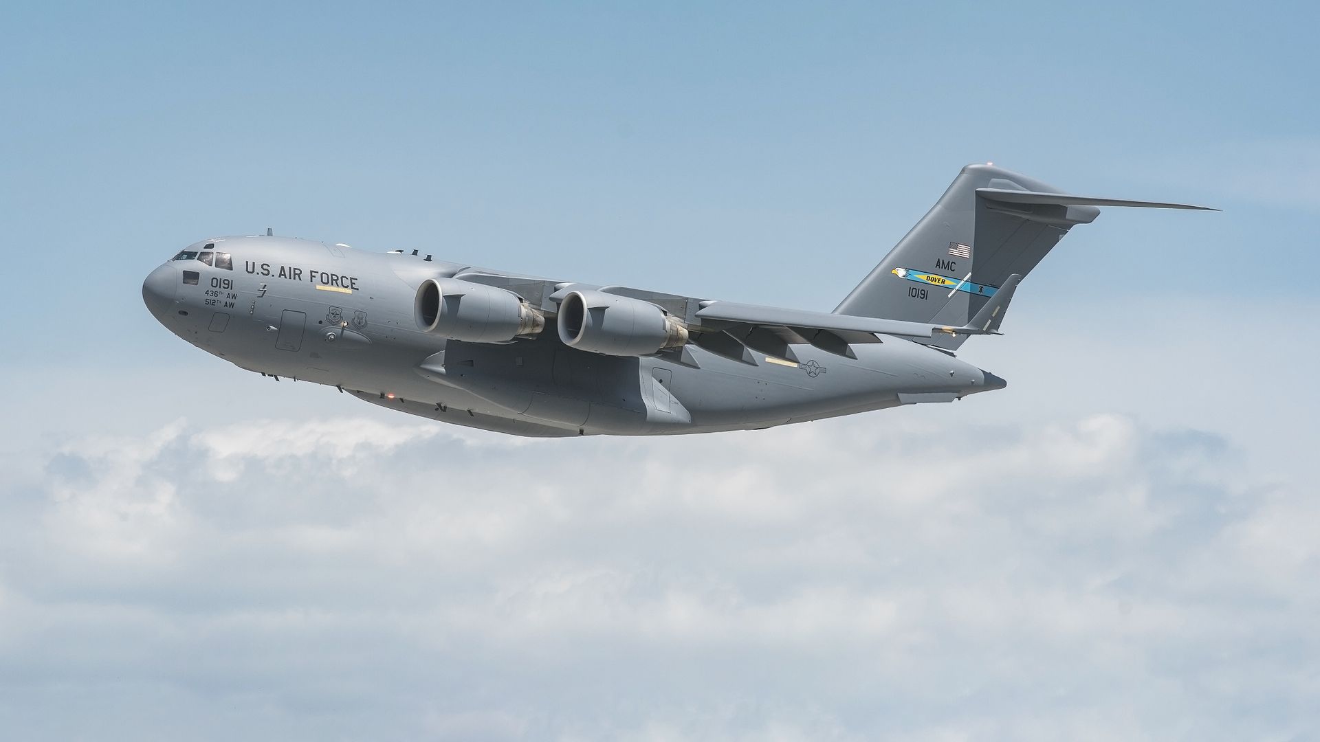Военно-транспортный самолет C-17A Globemaster III ВВС США - РИА Новости, 1920, 26.03.2026
