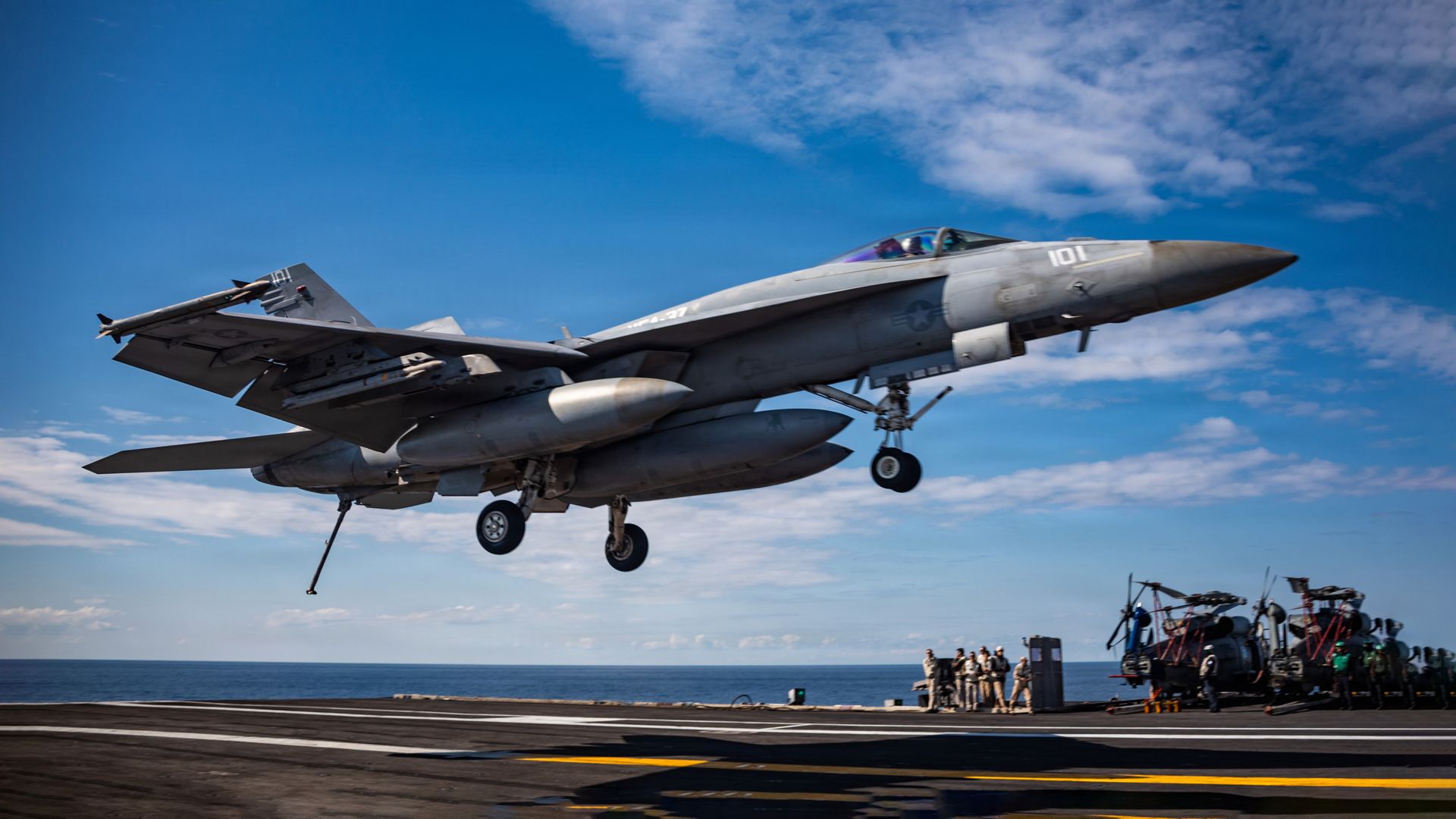 Американский истребитель F/A-18E Super Hornet во время военной операции США против Ирана Американский истребитель F/A-18E Super Hornet во время военной операции США против Ирана - РИА Новости, 1920, 03.04.2026
