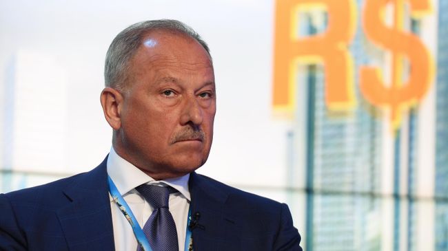 Владимир Дмитриев