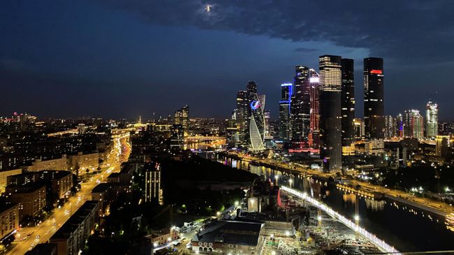 Небоскребы делового центра Москва-сити.