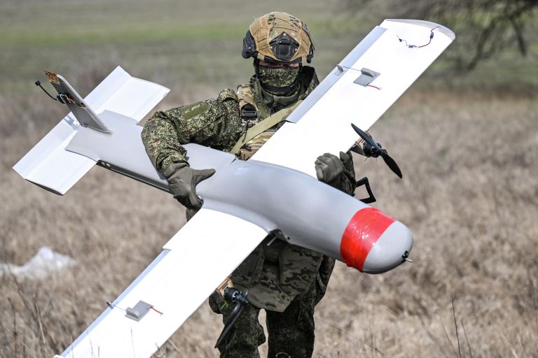 Работа расчета БПЛА Молния-2 58-й армии на Запорожском направлении СВО Работа расчета БПЛА Молния-2 58-й армии на Запорожском направлении СВО