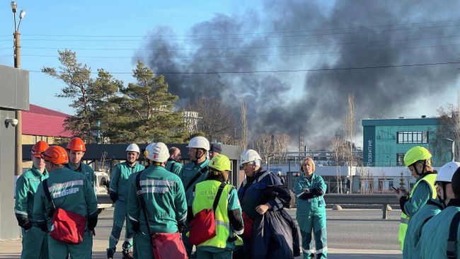 Пожар на заводе в Нижнекамске