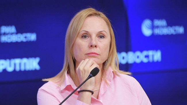 Актриса, общественный деятель Дина Корзун во время пресс-конференции на тему Формирование новых смыслов в культурном пространстве России с учетом глобальных изменений после просмотра документального фильма Александры Франк Культура. Война и мир.