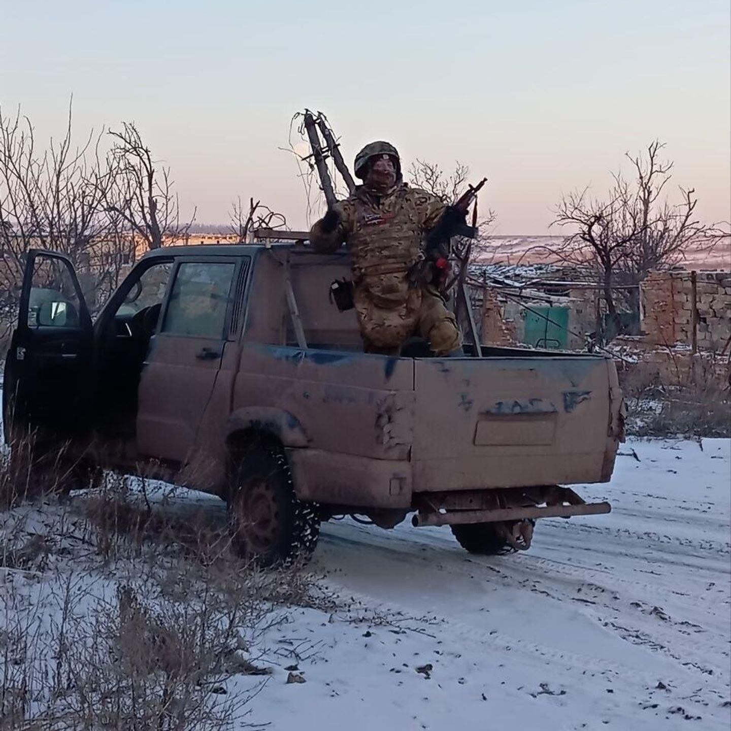 Грегори выезжает на боевое задание Грегори выезжает на боевое задание