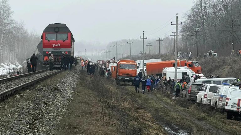 Пассажирский поезд сошел с рельсов в Ульяновской области 