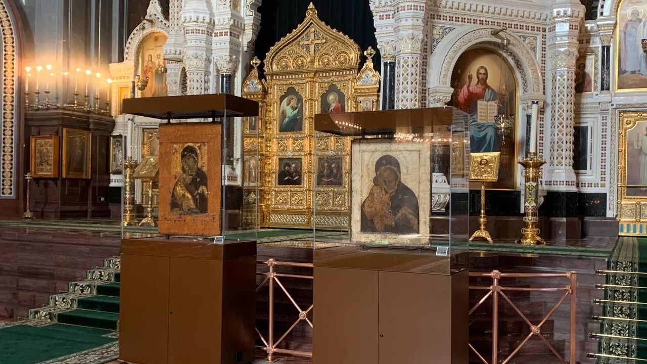 Владимирская и Донская иконы Божией Матери выставлены в храме Христа Спасителя в Москве Владимирская и Донская иконы Божией Матери выставлены в храме Христа Спасителя в Москве - РИА Новости, 1920, 03.04.2026