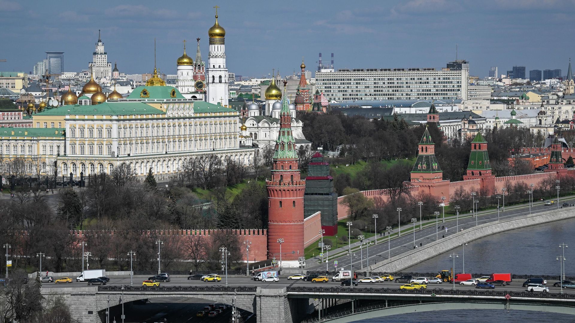 Кремлевская набережная и Московский Кремль Кремлевская набережная и Московский Кремль - РИА Новости, 1920, 07.05.2026