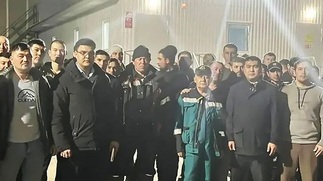 Мигранты из Узбекистана, которые получили выплату долгов по зарплате