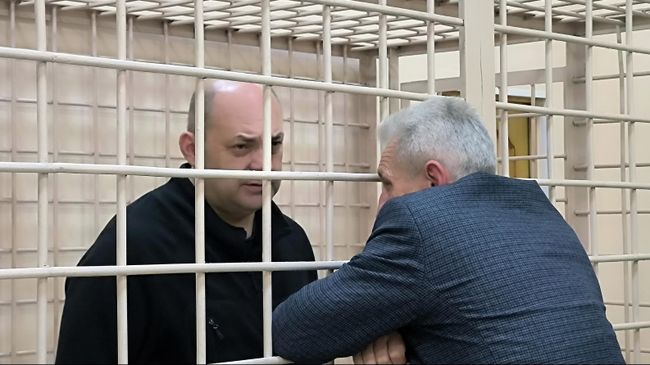 Экс-губернатор Курской области Алексей Смирнов во время заседания в Ленинском районном суде Курска