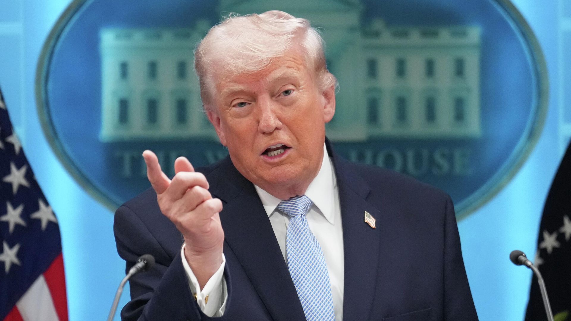 Президент США Дональд Трамп на пресс-конференции Президент США Дональд Трамп на пресс-конференции - РИА Новости, 1920, 12.04.2026