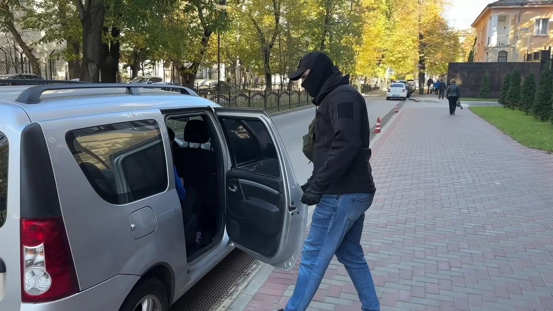 Задержание и допрос агента украинских спецслужб в Крыму Задержание и допрос агента украинских спецслужб в Крыму - РИА Новости, 1920, 08.04.2026
