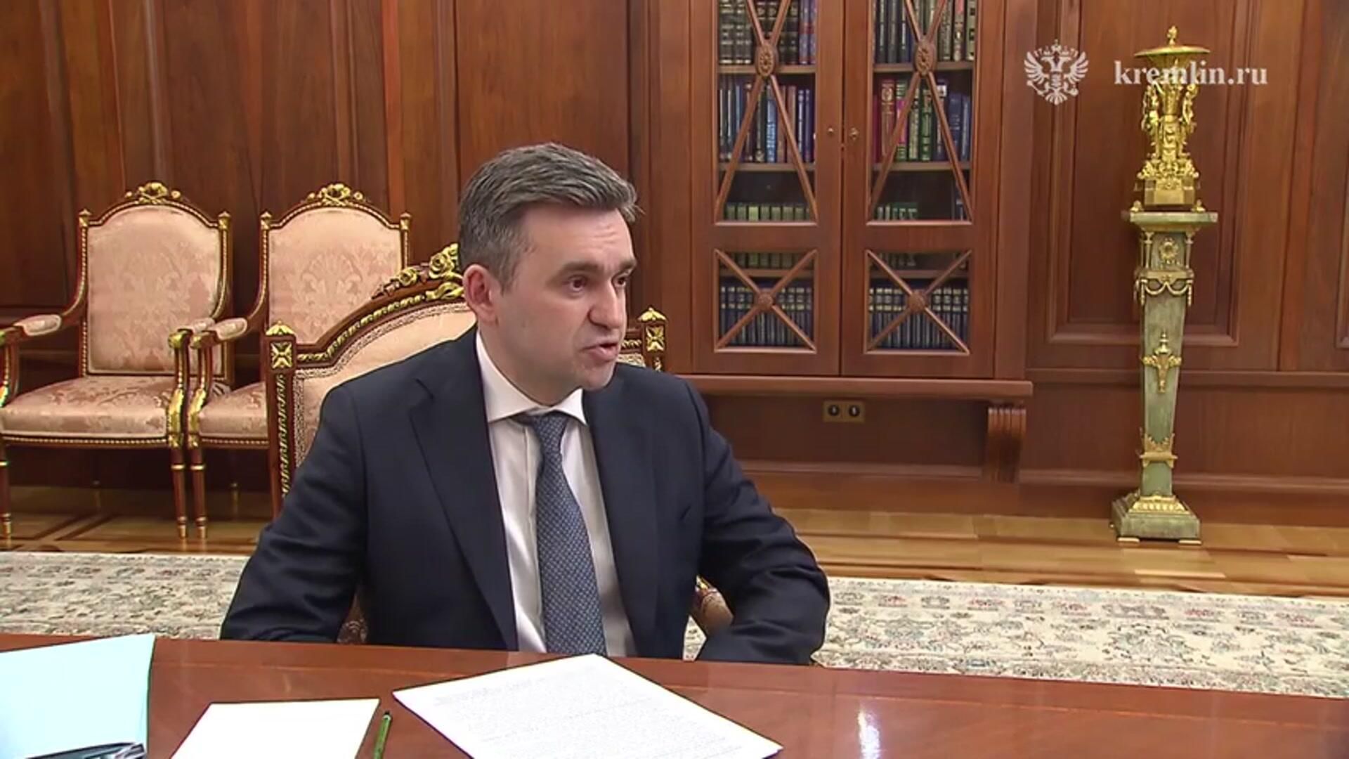 Путин на встрече с губернатором Ивановской области Станиславом Воскресенским Путин на встрече с губернатором Ивановской области Станиславом Воскресенским - РИА Новости, 1920, 08.04.2026
