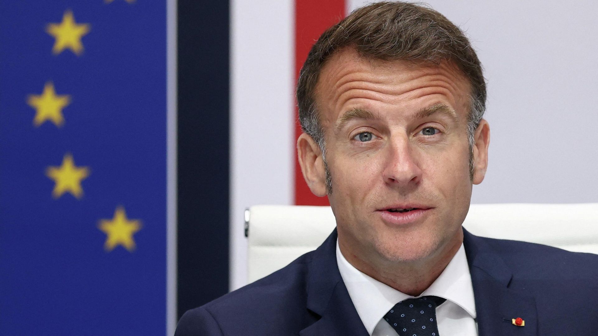 Президент Франции Эммануэль Макрон на заседании совета по национальной безопасности и обороне Франции. 8 апреля 2026 - РИА Новости, 1920, 08.04.2026
