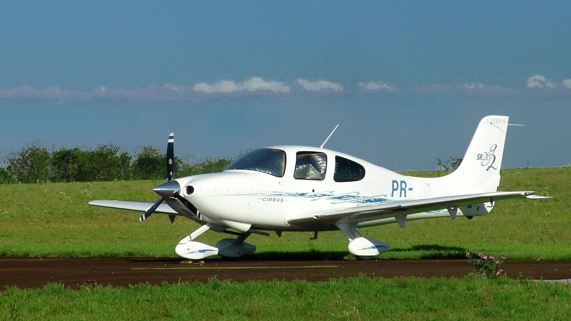 Cirrus SR20 Cirrus SR20 - РИА Новости, 1920, 10.04.2026