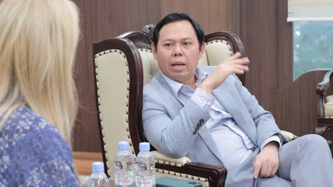 Председатель совета представителей регионов Республики Индонезии (верхней палаты парламента) Султан Наджамудин