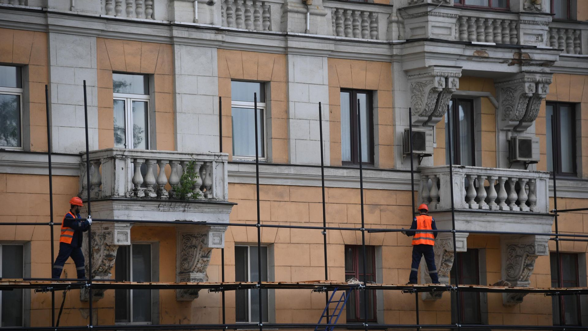 Реставрация дома-объекта культурного наследия Реставрация дома-объекта культурного наследия - РИА Новости, 1920, 26.04.2026