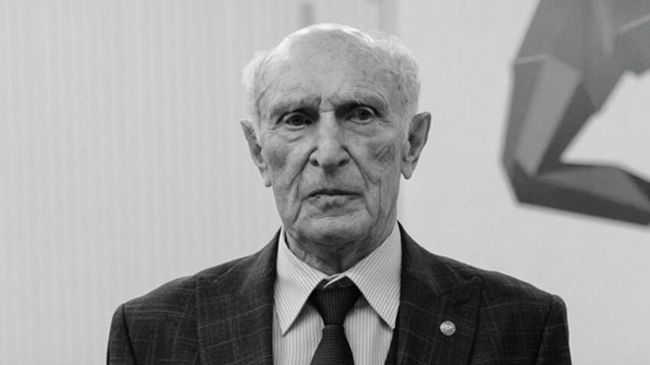 Заслуженный тренер СССР, первый президент Всероссийской федерации волейбола Валентин Жуков 