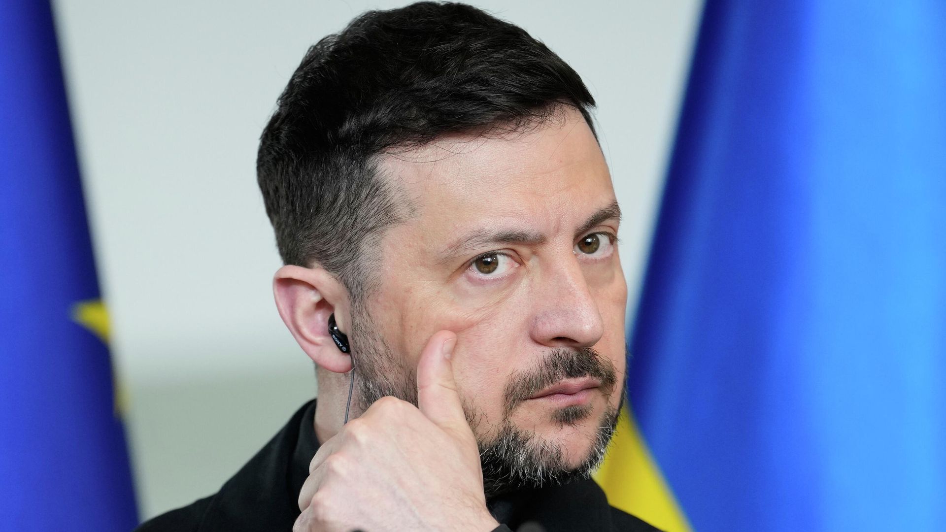 Владимир Зеленский во время пресс-конференции в Берлине Владимир Зеленский во время пресс-конференции в Берлине - РИА Новости, 1920, 14.04.2026