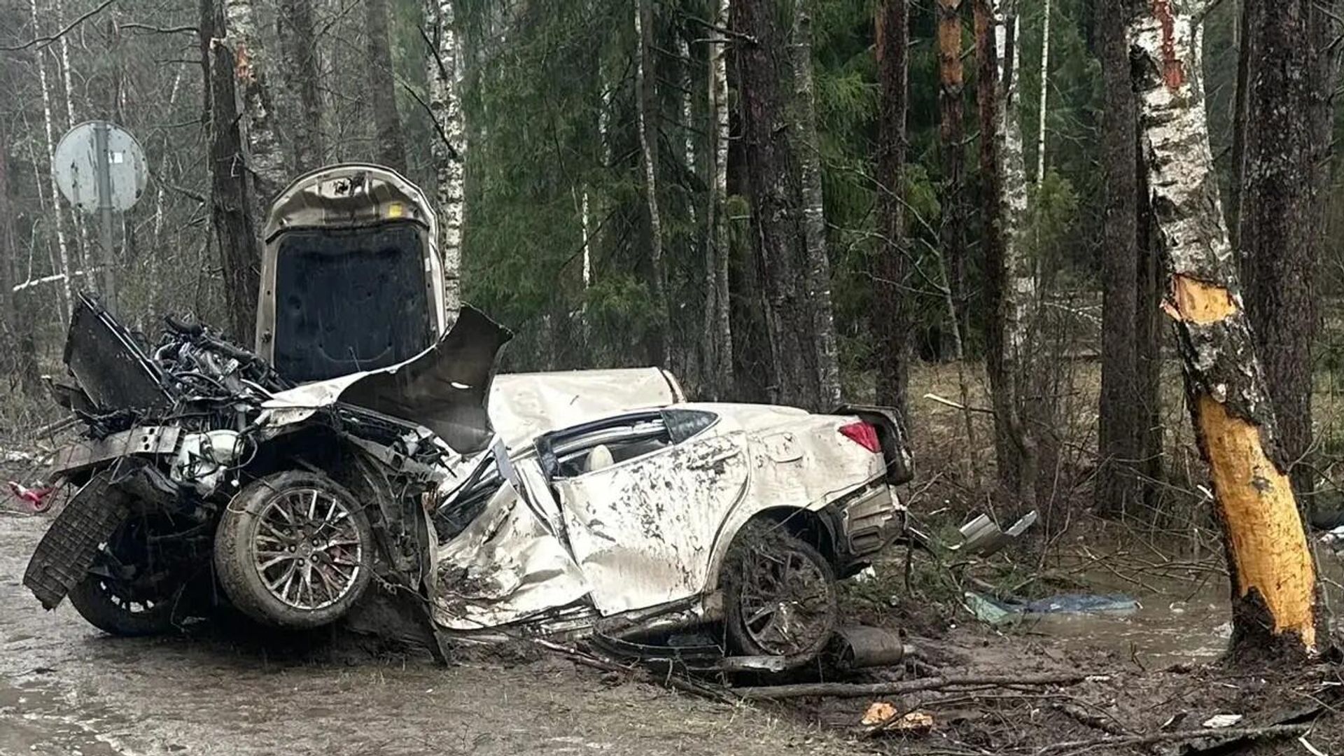 Последствия ДТП в Нижегородской области Последствия ДТП в Нижегородской области - РИА Новости, 1920, 18.04.2026