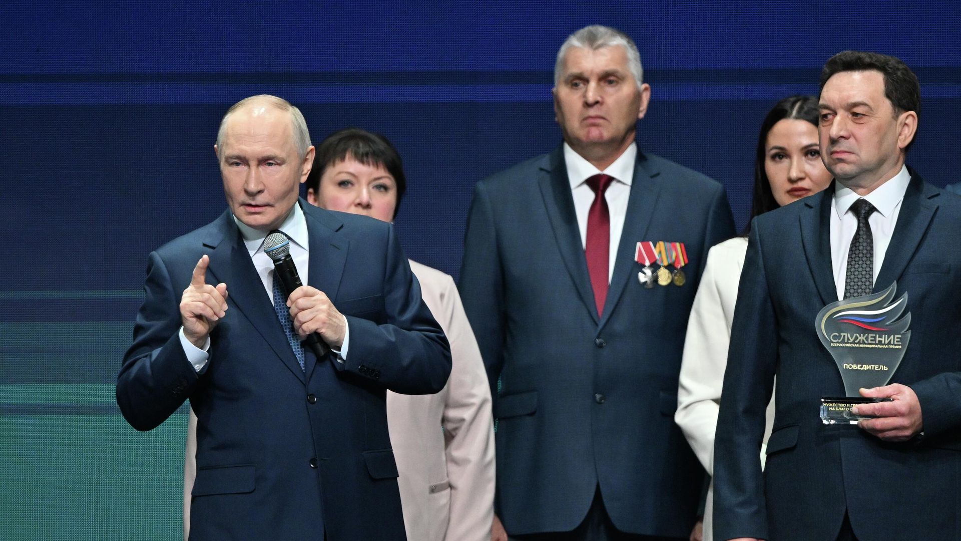 Президент РФ Владимир Путин выступает на церемонии награждения победителей III Всероссийской муниципальной премии Служение Президент РФ Владимир Путин выступает на церемонии награждения победителей III Всероссийской муниципальной премии Служение - РИА Новости, 1920, 21.04.2026