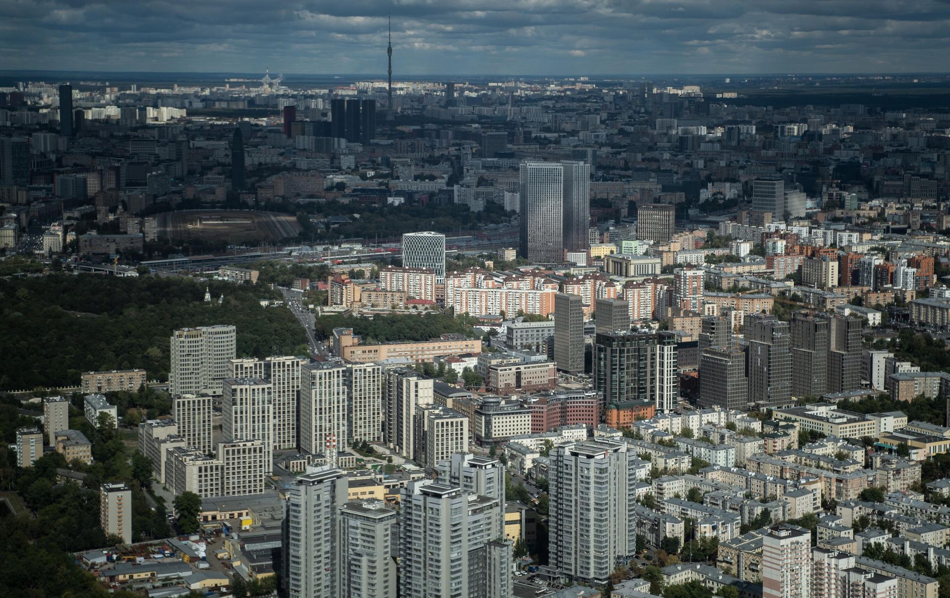Вид на Москву со смотровой площадки PANORAMA360 ММДЦ Москва-Сити - РИА Новости, 1920, 21.04.2026