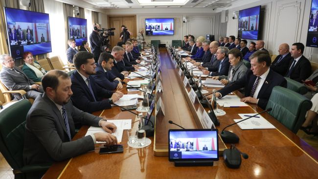 Совместное заседание белорусского и российского организационных комитетов по подготовке и проведению XIII Форума регионов Беларуси и России