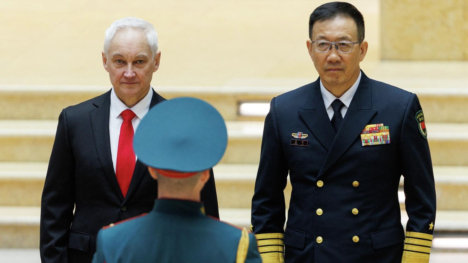 Министр обороны РФ Андрей Белоусов и министр обороны Китая Дун Цзюнь на встрече в Москве. 24 апреля 2026 Министр обороны РФ Андрей Белоусов и министр обороны Китая Дун Цзюнь на встрече в Москве. 24 апреля 2026 - РИА Новости, 1920, 24.04.2026