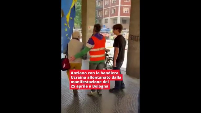 Конфликт из-за украинского флага на  антифашистском марше в Риме