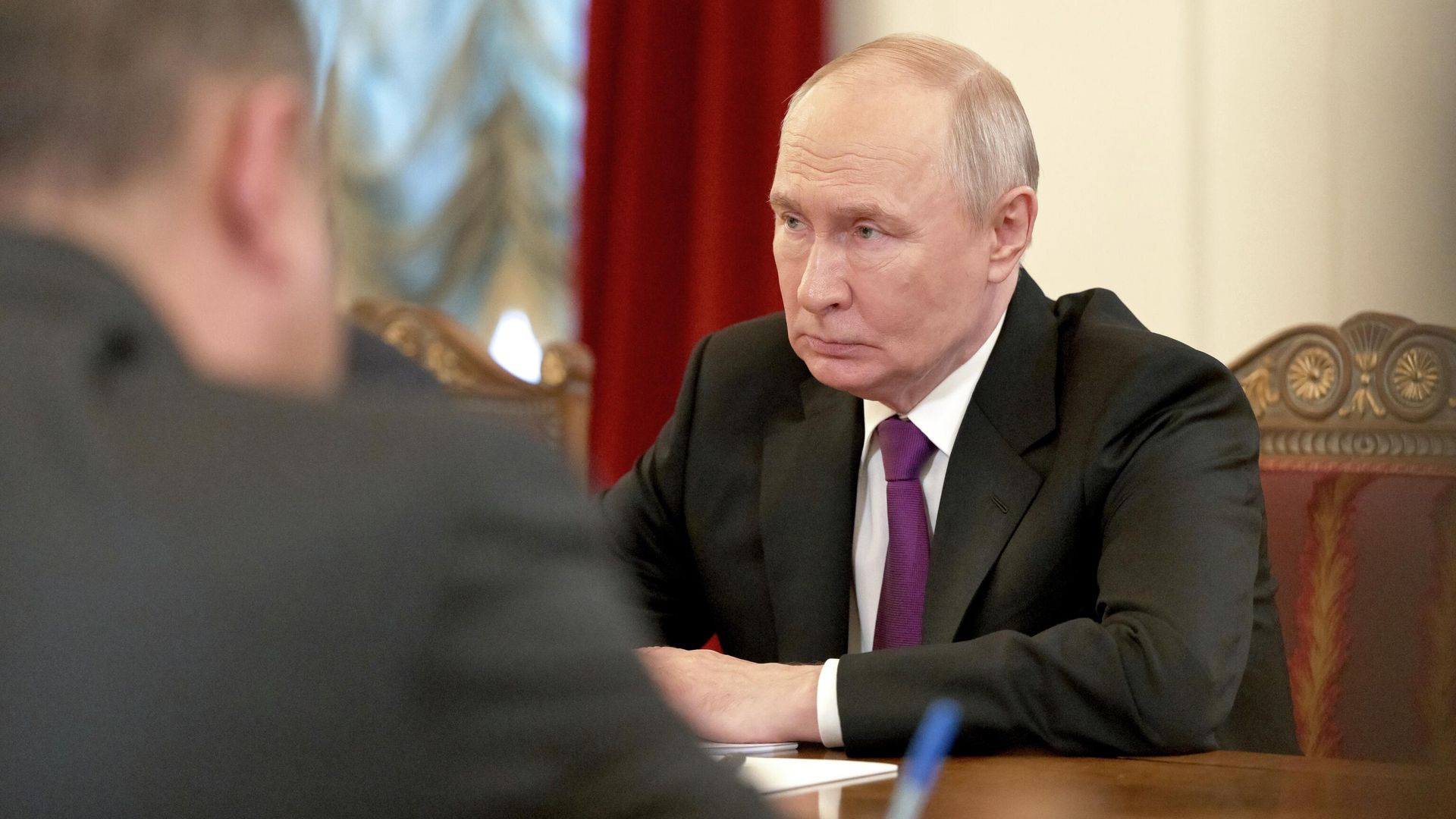 Президент РФ Владимир Путин во время встречи со специальным представителем президента Ирана, министром иностранных дел Ирана Аббасом Аракчи в Санкт-Петербурге. 27 апреля 2026 Президент РФ Владимир Путин во время встречи со специальным представителем президента Ирана, министром иностранных дел Ирана Аббасом Аракчи в Санкт-Петербурге. 27 апреля 2026 - РИА Новости, 1920, 27.04.2026