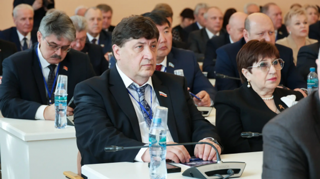 Председатель Белгородской областной Думы Юрий Клепиков