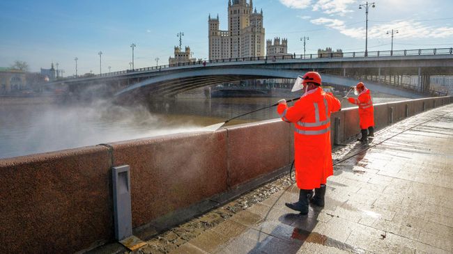 Весенняя промывка Москвы
