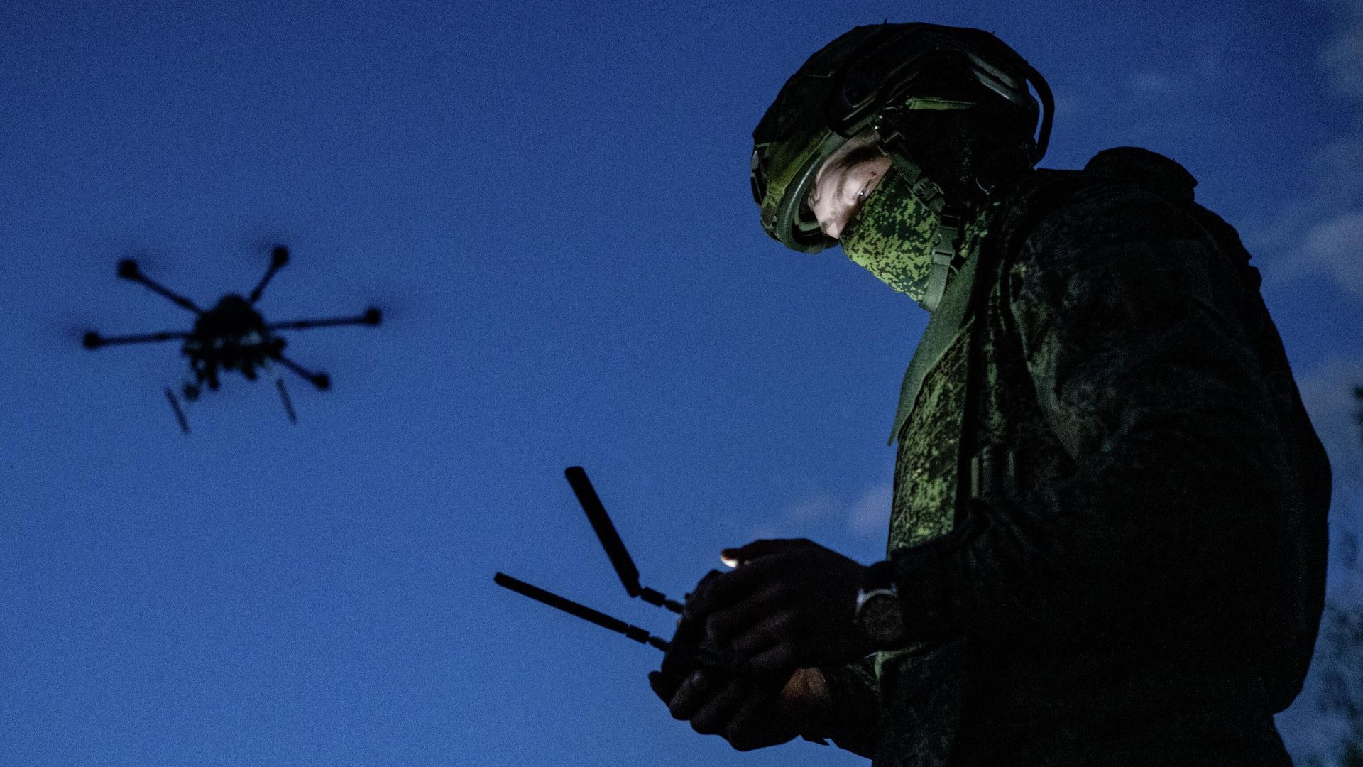 Российский военнослужащий в зоне проведения СВО Российский военнослужащий в зоне проведения СВО - РИА Новости, 1920, 07.06.2026