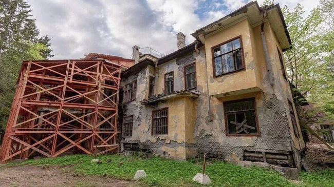 Дача Фаберже в Санкт-Петербурге