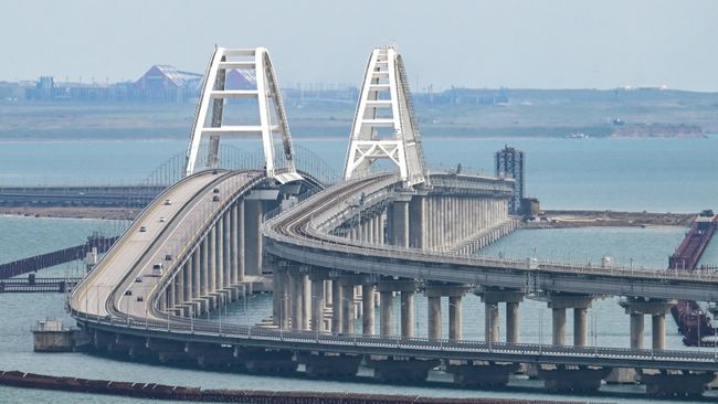 Венгерский журналист рассказал, что мечтает увидеть Крымский мост