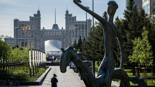 Бульвар Нуржол в Астане