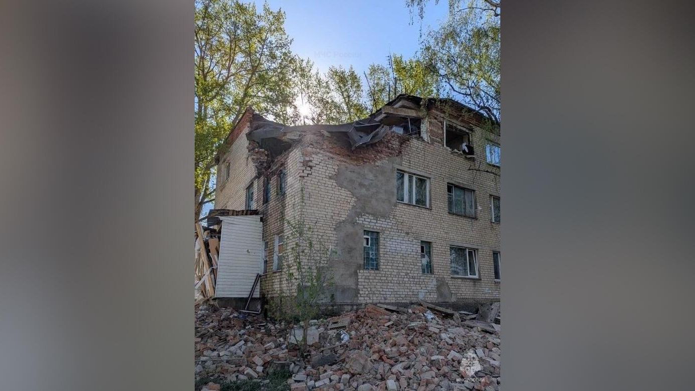 Поврежденное здание в результате взрыва бытового газа в Малоярославце Калужской области Поврежденное здание в результате взрыва бытового газа в Малоярославце Калужской области - РИА Новости, 1920, 05.05.2026